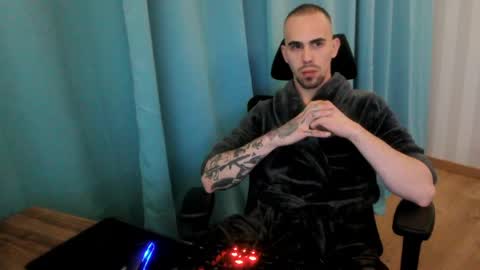 Snapshot of richiekash chatting on May 18, 1:45 am RichieKash online show from May 18, 1:45 am