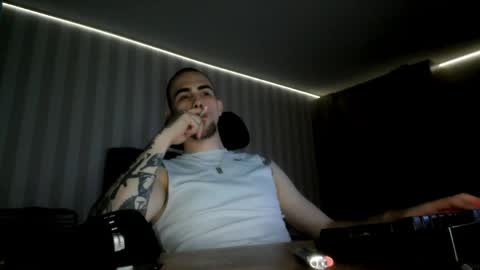 Snapshot of richiekash chatting on May 25, 9:32 pm RichieKash online show from May 25, 9:32 pm