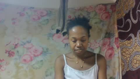Snapshot of richimelaa chatting on May 20, 11:27 am richimelaa online show from May 20, 11:27 am