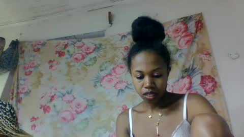 Snapshot of richimelaa chatting on May 28, 2:42 am richimelaa online show from May 28, 2:42 am