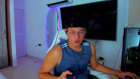 Snapshot of rick_shellby chatting on November 14, 12:09 am Rick online show from November 14, 12:09 am