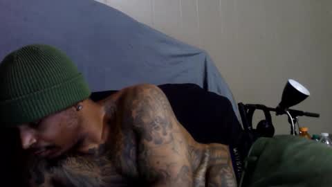 Snapshot of rickavelli chatting on October 24, 4:36 pm Rick online show from October 24, 4:36 pm