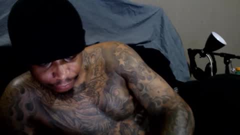 Snapshot of rickavelli chatting on December 2, 5:35 am Rick online show from December 2, 5:35 am