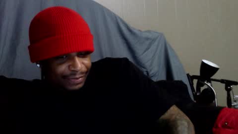 Snapshot of rickavelli chatting on February 6, 8:23 pm Rick online show from February 6, 8:23 pm