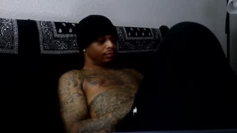 Snapshot of rickavelli chatting on April 17, 2:14 am Rick online show from April 17, 2:14 am