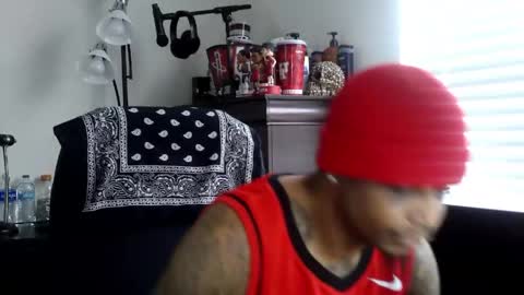 Snapshot of rickavelli chatting on April 24, 1:57 pm Rick online show from April 24, 1:57 pm