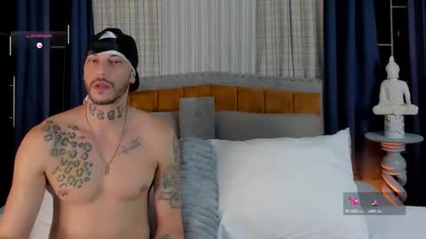 Snapshot of rickg_oficial chatting on August 1, 1:16 am RICKG online show from August 1, 1:16 am