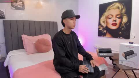 Ricky Backus online show from February 11, 11:21 am