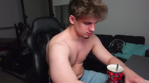 RICKY BECKO online show from March 8, 10:35 pm