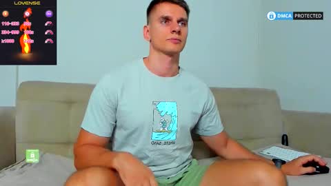 Ricky online show from November 3, 7:42 am