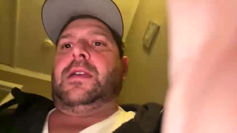 Snapshot of rightwayfunding1018 chatting on October 24, 4:53 am rightwayfunding1018 online show from October 24, 4:53 am