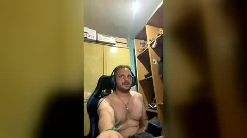 Snapshot of rikardo9996 chatting on July 8, 10:14 pm rikardo9996 online show from July 8, 10:14 pm