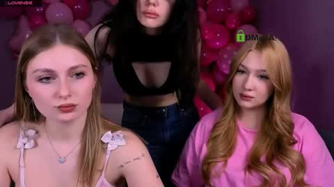 Meow online show from February 11, 8:36 pm