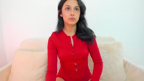 riley_tin online show from January 7, 12:41 pm