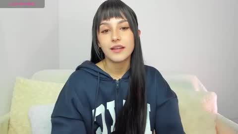 riley_tin online show from November 20, 7:24 pm