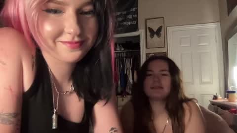 Snapshot of rileycooperrr chatting on May 28, 5:16 am rileycooperrr online show from May 28, 5:16 am