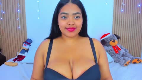 Snapshot of rileydolly chatting on December 21, 3:47 am RileyDolly online show from December 21, 3:47 am