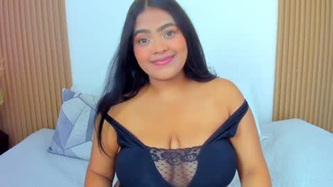 Snapshot of rileydolly chatting on January 26, 3:06 am RileyDolly online show from January 26, 3:06 am