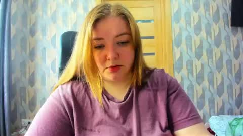 Snapshot of rina16 chatting on June 16, 12:41 pm rina16 online show from June 16, 12:41 pm