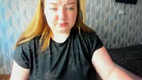 Snapshot of rina16 chatting on June 29, 8:09 am rina16 online show from June 29, 8:09 am