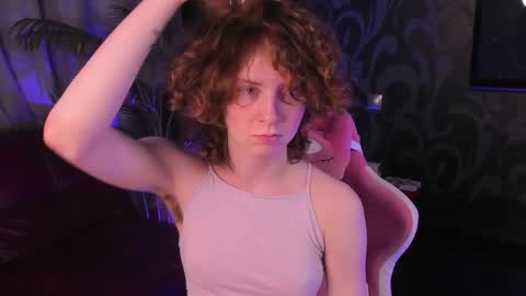 Snapshot of rina_dee chatting on March 7, 2:56 pm . Rina . online show from March 7, 2:56 pm