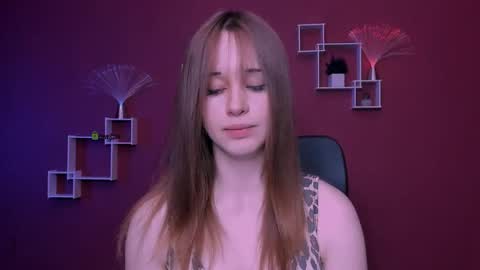 Snapshot of rina_gold_ chatting on May 25, 8:42 am Rina online show from May 25, 8:42 am