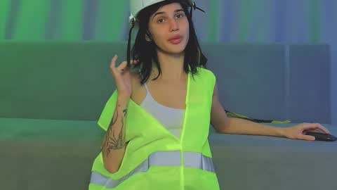 RINA online show from October 22, 1:17 am