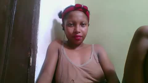 rinah654271 online show from March 28, 2:38 pm