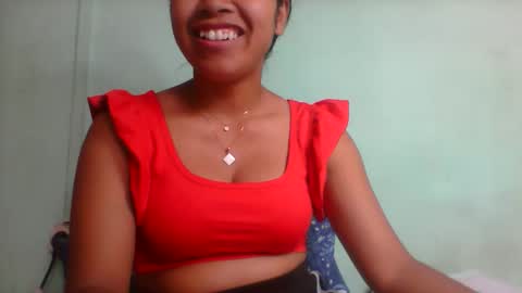 Snapshot of rinah856024 chatting on February 3, 6:40 am rinah856024 online show from February 3, 6:40 am