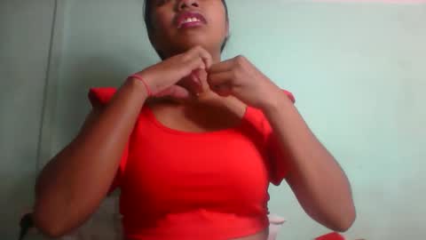 Snapshot of rinah856024 chatting on February 9, 4:44 pm rinah856024 online show from February 9, 4:44 pm