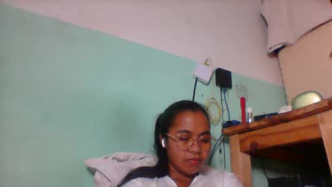 rinah856024 online show from April 30, 5:52 pm