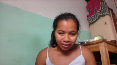 rinah856024 online show from May 2, 4:17 am