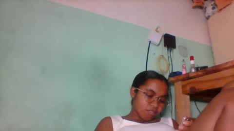 rinah856024 online show from May 10, 6:35 pm