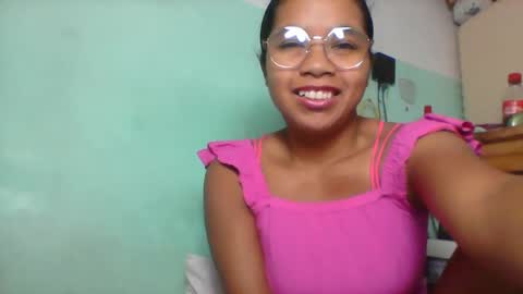 rinah856024 online show from May 14, 7:15 am