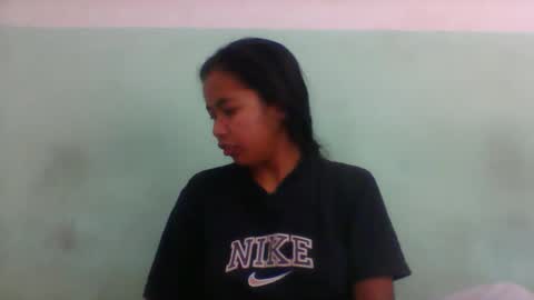 rinah856024 online show from May 17, 3:04 am