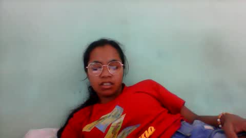 rinah856024 online show from May 30, 6:27 pm