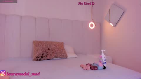 Riri Candy online show from March 16, 3:45 am