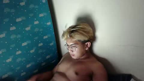 ririhoee online show from March 22, 8:56 pm