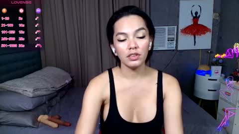 Snapshot of risque_asiancassandra chatting on February 4, 8:09 am Miss Cassie online show from February 4, 8:09 am