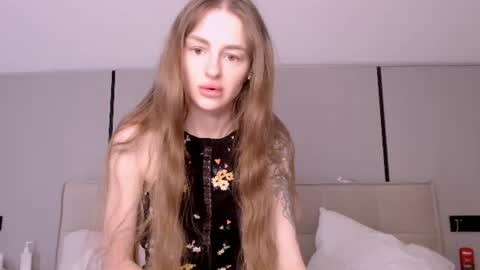 Snapshot of rita_orra chatting on July 15, 7:35 am Rita online show from July 15, 7:35 am
