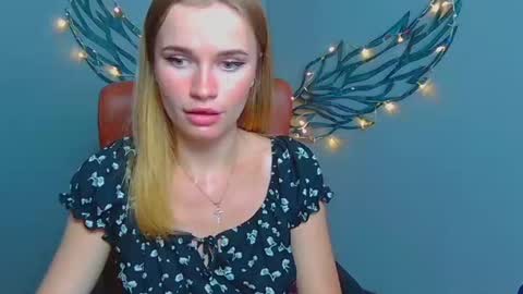 Snapshot of ritakiskis chatting on July 3, 6:42 am ritakiskis online show from July 3, 6:42 am
