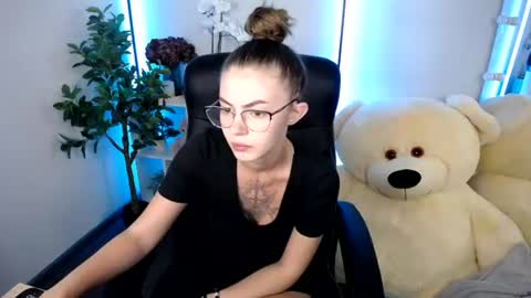 Snapshot of ritaneer chatting on June 27, 12:22 pm ritaneer online show from June 27, 12:22 pm