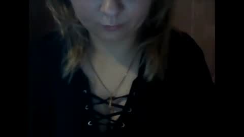 Snapshot of riveramaureen chatting on December 24, 6:33 am RiveraMaureen online show from December 24, 6:33 am