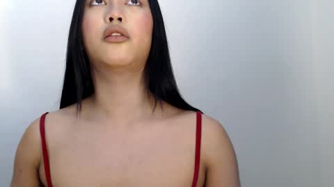 riyah_parker online show from May 26, 2:18 am