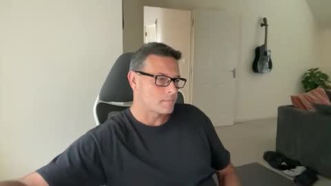 Snapshot of rmbrando445829 chatting on September 21, 12:07 pm Darrius online show from September 21, 12:07 pm