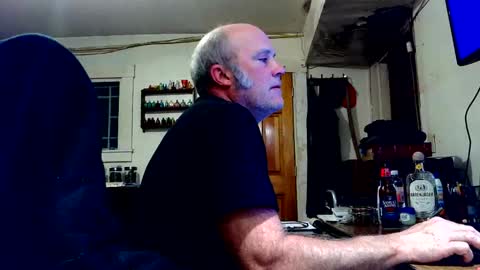 Snapshot of rnrd chatting on October 2, 2:18 am rnrd online show from October 2, 2:18 am
