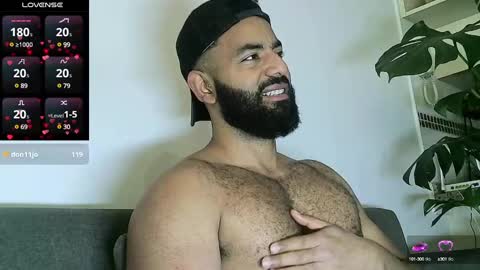 SebasRoa online show from December 4, 6:17 pm