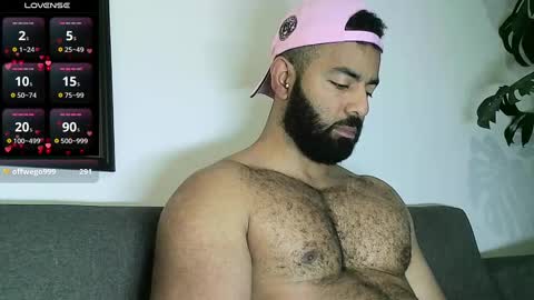 SebasRoa online show from October 20, 5:02 pm