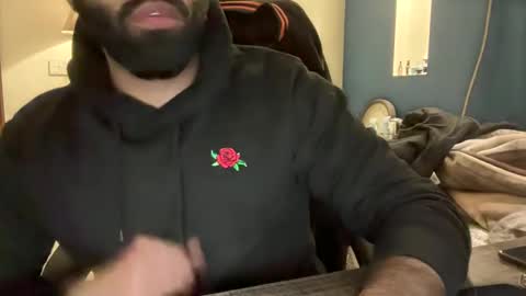 Snapshot of roamexotic chatting on December 24, 11:44 pm roamexotic online show from December 24, 11:44 pm