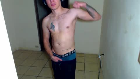 Snapshot of roastingcorn chatting on February 13, 4:52 am RoastingCorn online show from February 13, 4:52 am